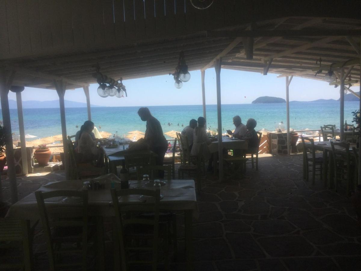 Sea View Palio Apartment PalaiónTsiflíkion エクステリア 写真