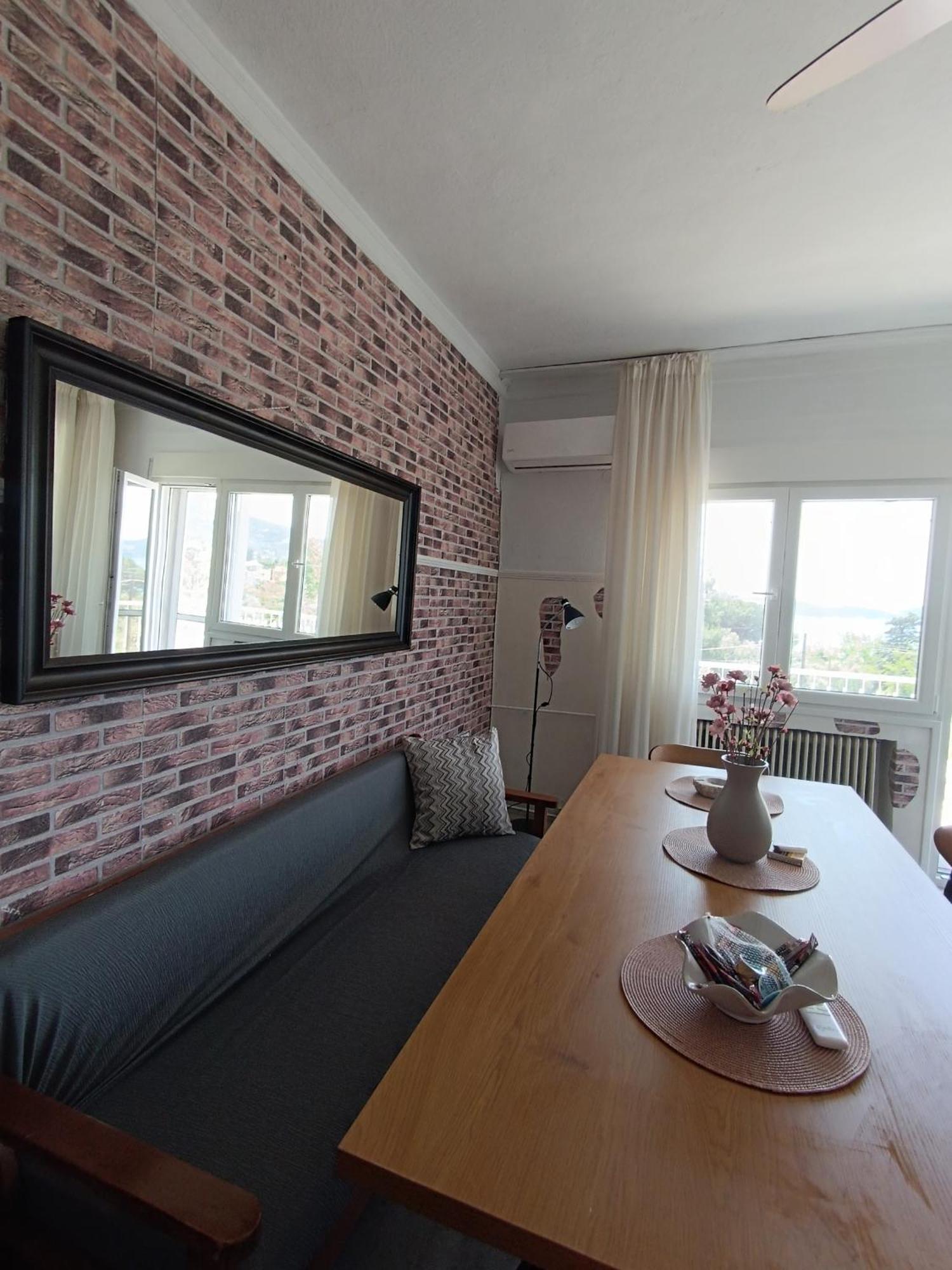 Sea View Palio Apartment PalaiónTsiflíkion エクステリア 写真