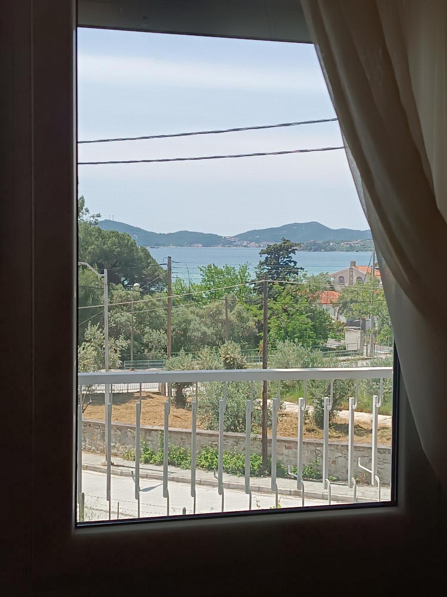 Sea View Palio Apartment PalaiónTsiflíkion エクステリア 写真
